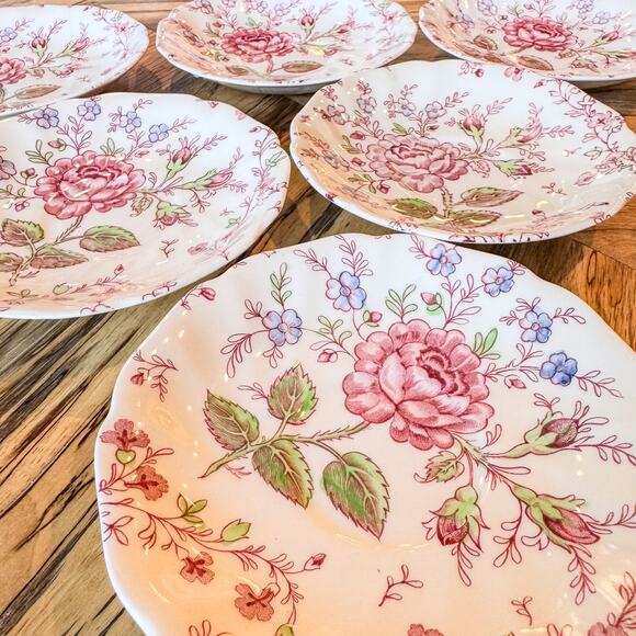 Set of 6-Johnson Brothers, 1930’s Rose Chintz Collection, Saucers, 5.75” - Picture 2 of 10
